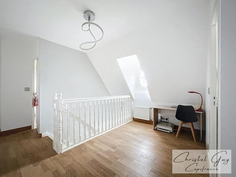 Maison - 129 m² - 6 pièces