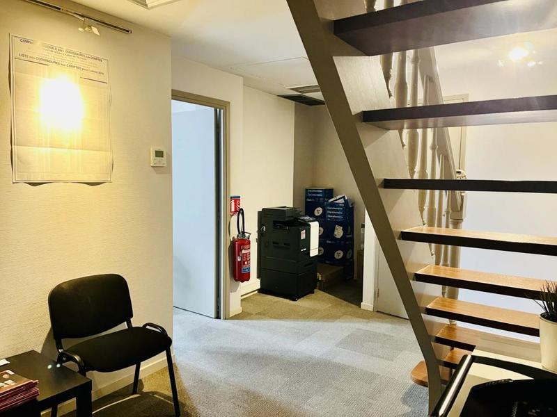 Bureau - 128 m²