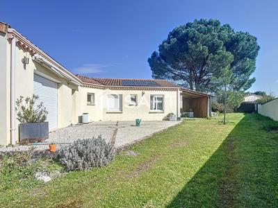 Maison - 158 m² - 8 pièces