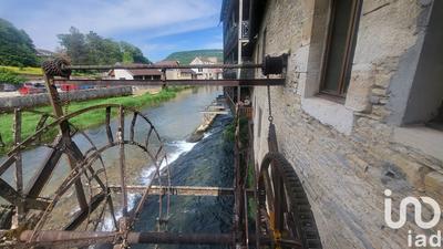 Maison de ville - 342 m² - 9 pièces