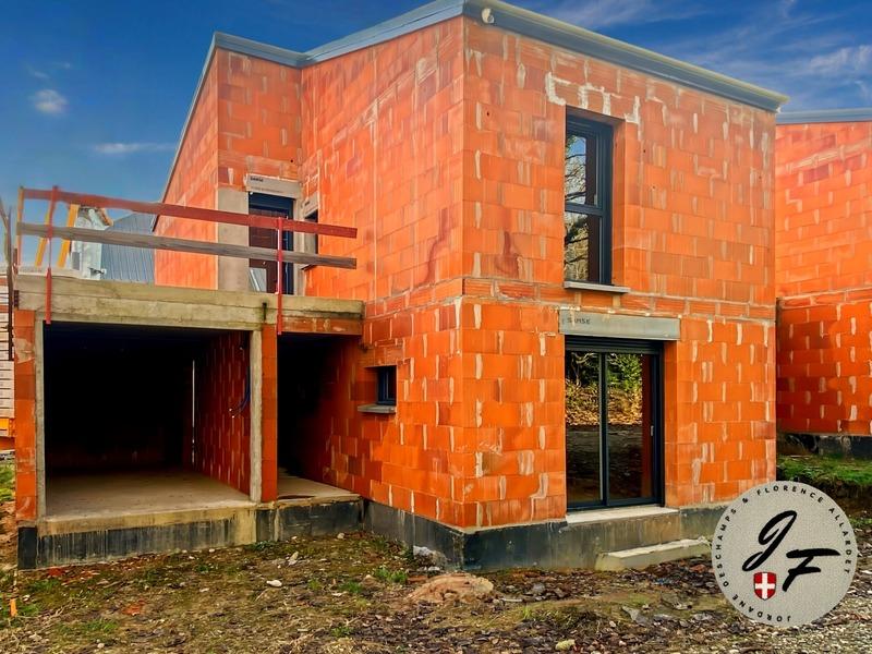 Maison - 94 m² - 4 pièces