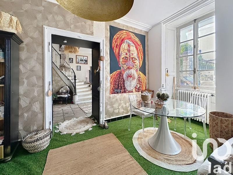 Maison de ville - 294 m² - 9 pièces