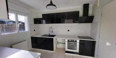 Maison - 82 m² - 4 pièces