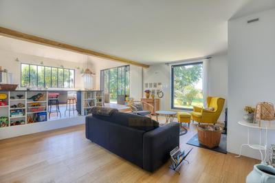 Maison - 185 m² - 7 pièces