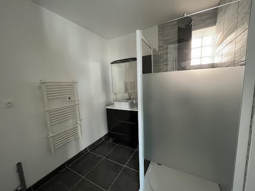 Maison - 140 m² - 8 pièces