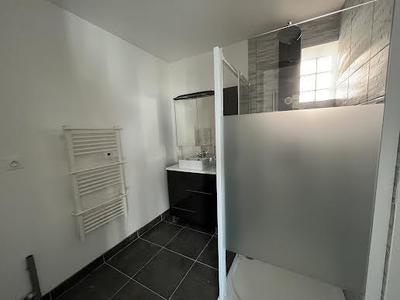 Maison - 140 m² - 8 pièces