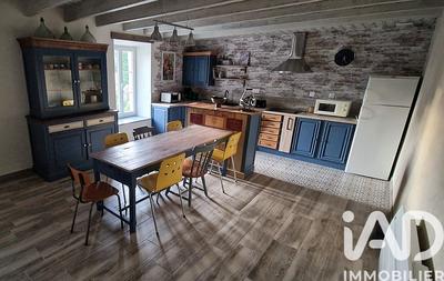 Maison - 123 m² - 4 pièces