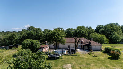 Maison de village - 118 m² - 6 pièces