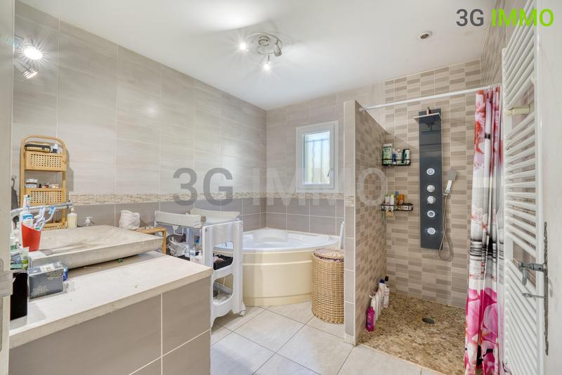 Villa - 136 m² - 5 pièces