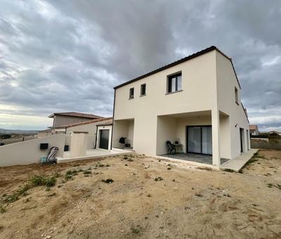 Maison - 140 m² - 6 pièces