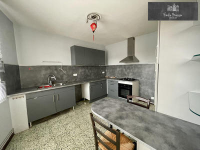 Maison - 140 m² - 4 pièces