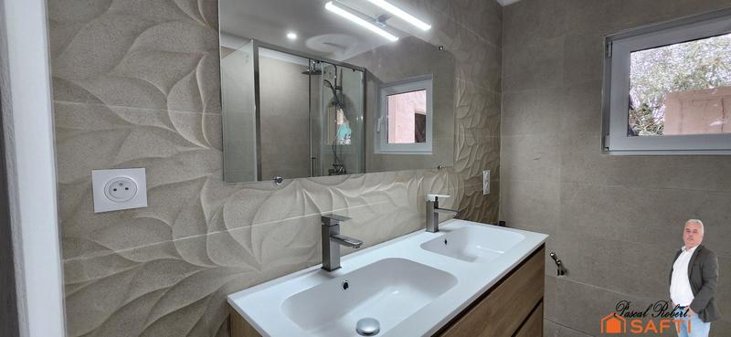 Appartement - 85 m² - 4 pièces