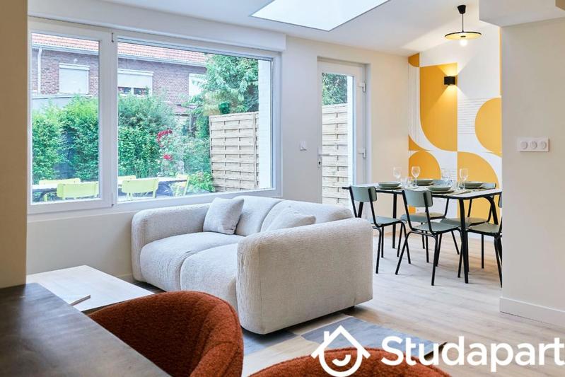 Chambre - 11 m² - 1 pièce