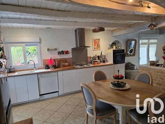 Maison - 176 m² - 8 pièces