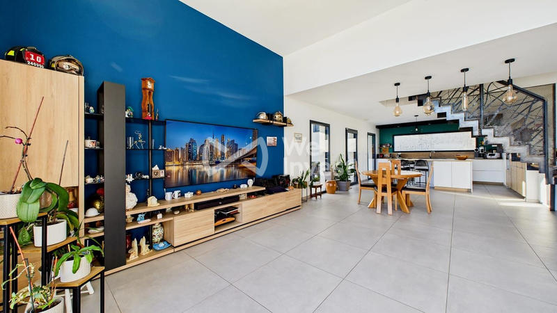 Maison - 138 m² - 6 pièces