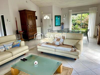 Maison - 165 m² - 7 pièces