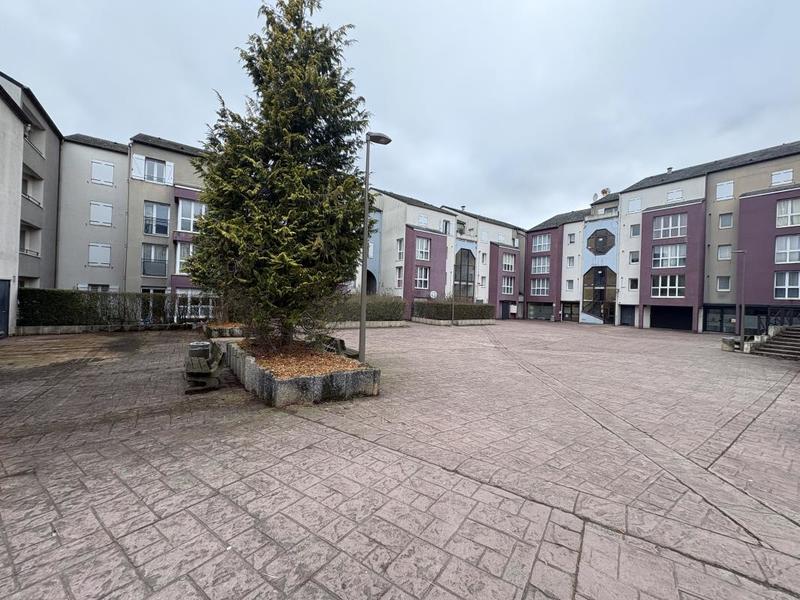 Appartement - 79 m² - 4 pièces