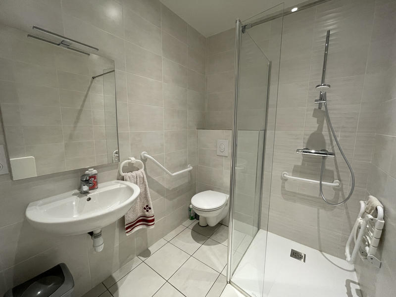 Maison - 212 m² - 7 pièces