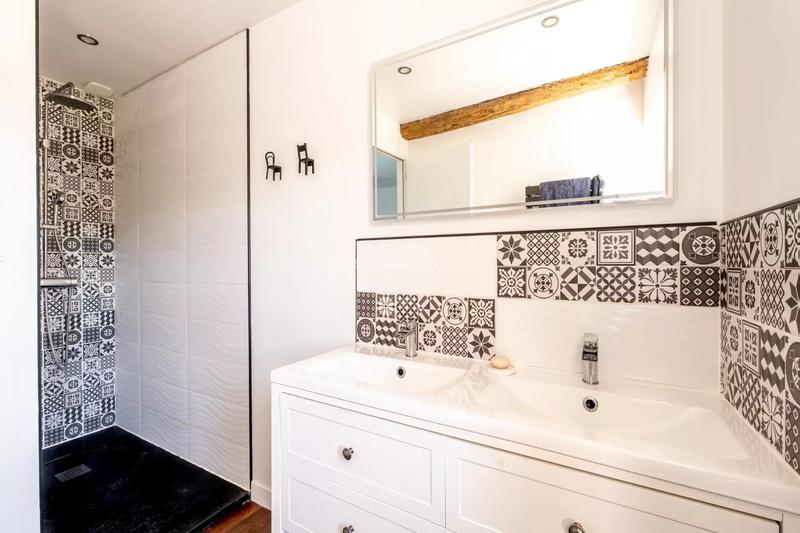 Maison - 175 m² - 10 pièces