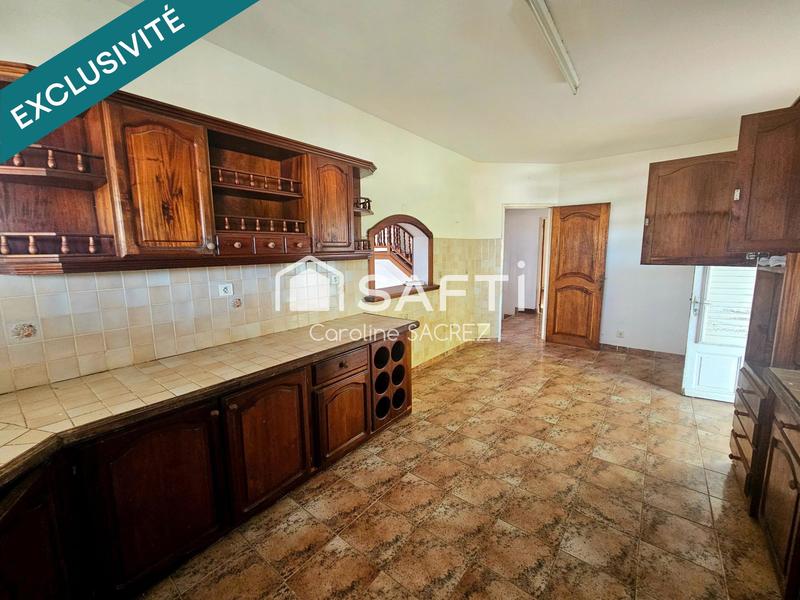 Maison - 207 m² - 7 pièces