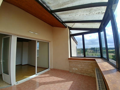 Maison - 98 m² - 4 pièces