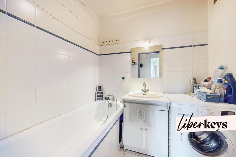 Appartement - 119 m² - 6 pièces