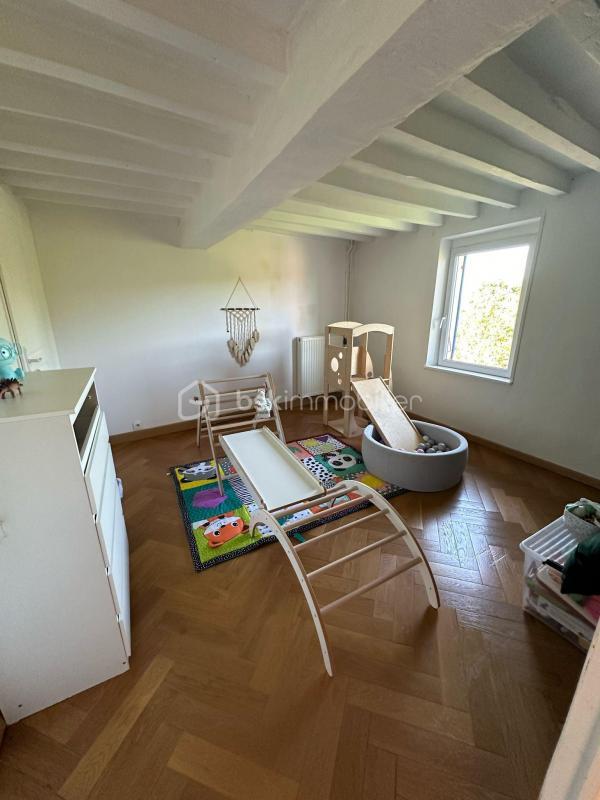 Maison traditionnelle - 180 m² - 8 pièces