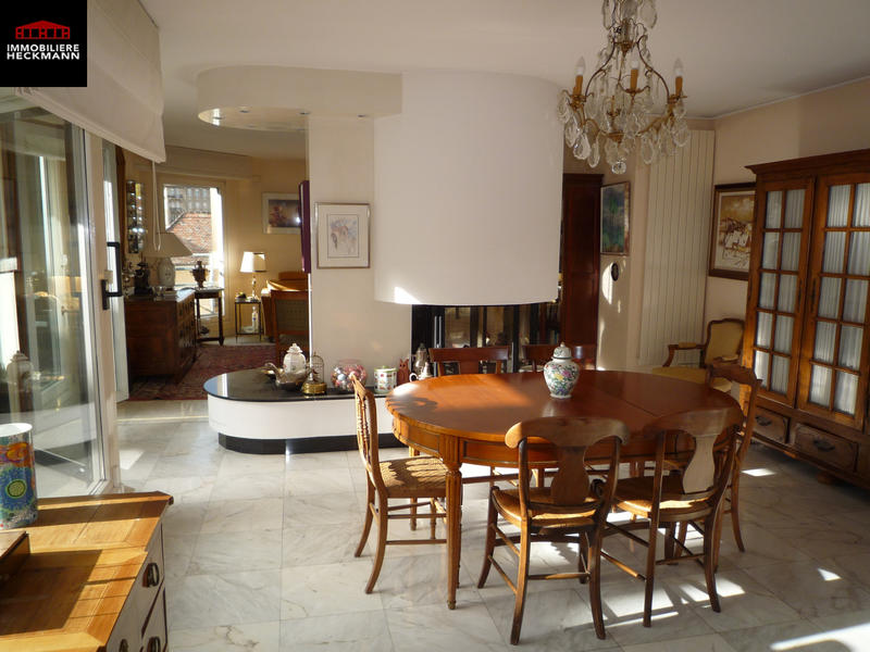 Appartement - 154 m² - 6 pièces