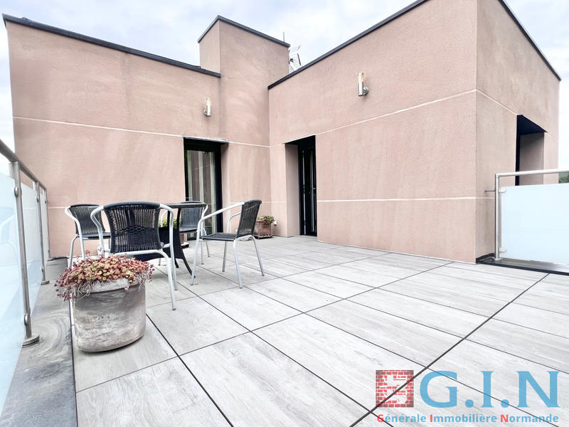 Propriété - 190 m² - 6 pièces