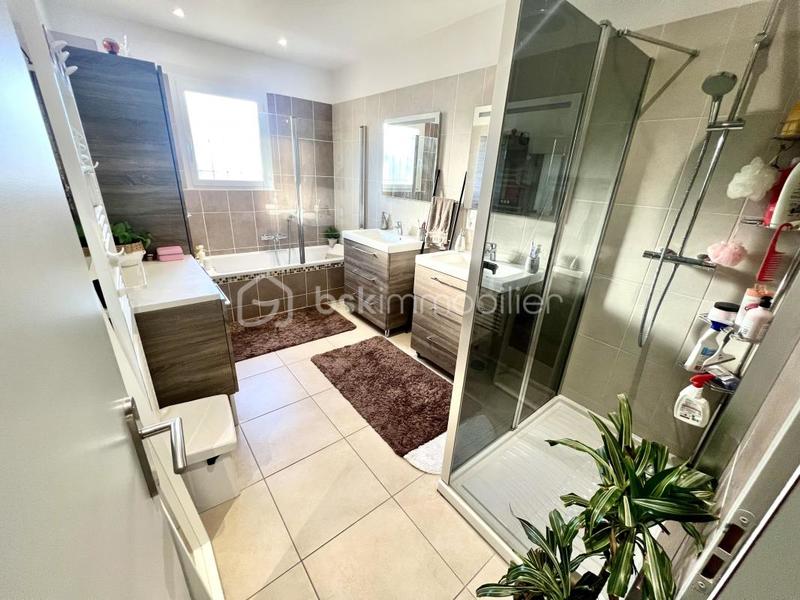 Villa - 115 m² - 4 pièces