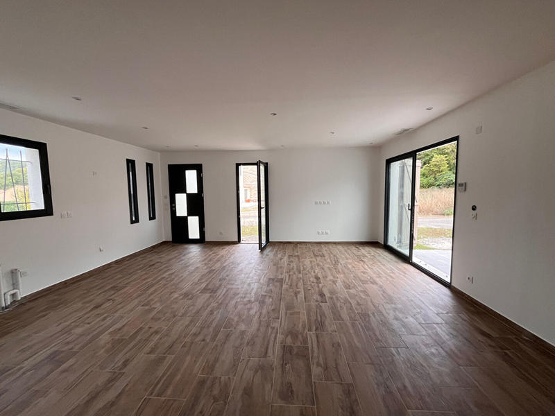 Maison - 111 m² - 4 pièces