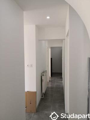 Chambre - 9 m² - 1 pièce