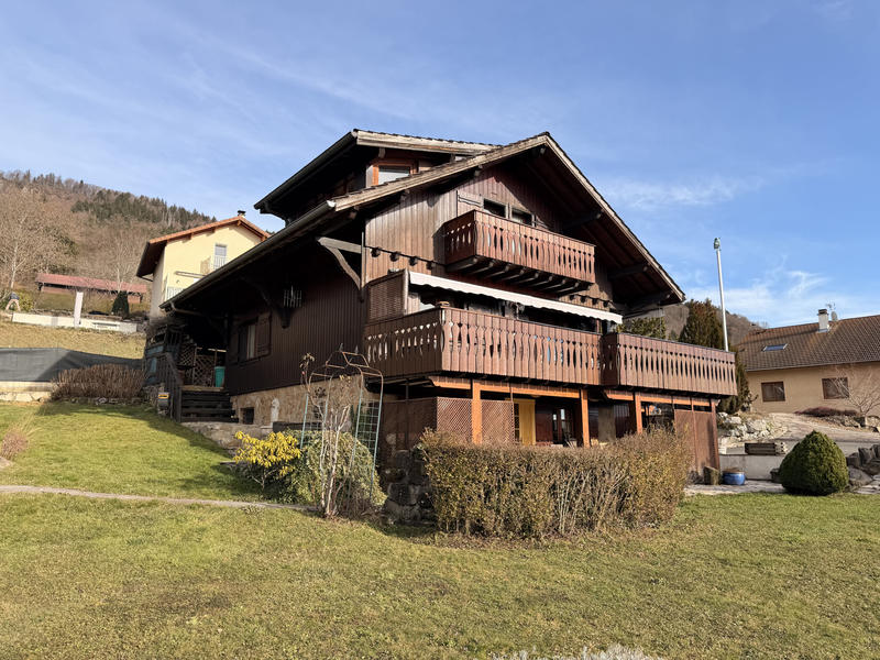 Maison - 190 m² - 7 pièces