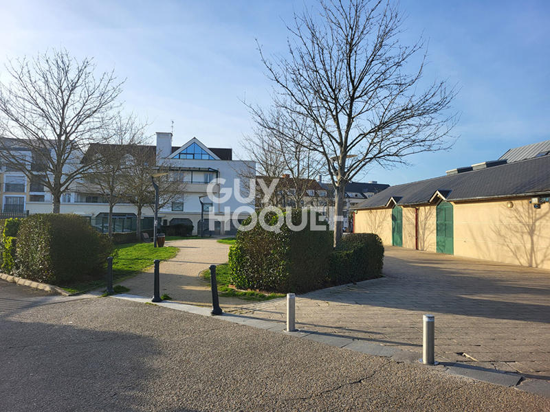 Parking / Garage - 12 m²