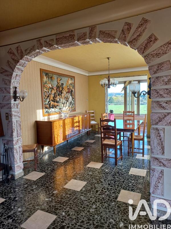 Maison - 155 m² - 9 pièces