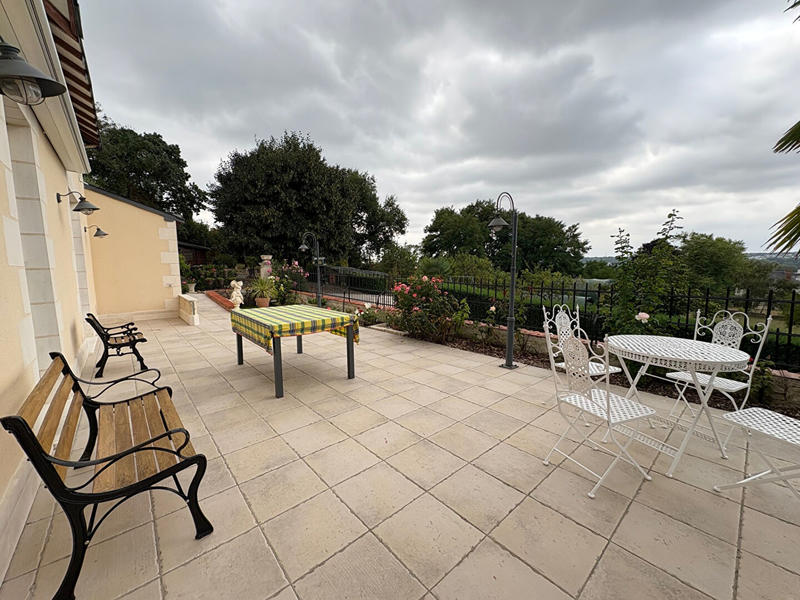 Maison - 152 m² - 8 pièces