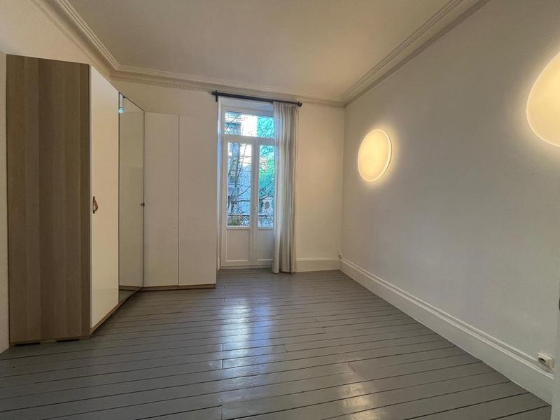 Appartement - 64 m² - 2 pièces