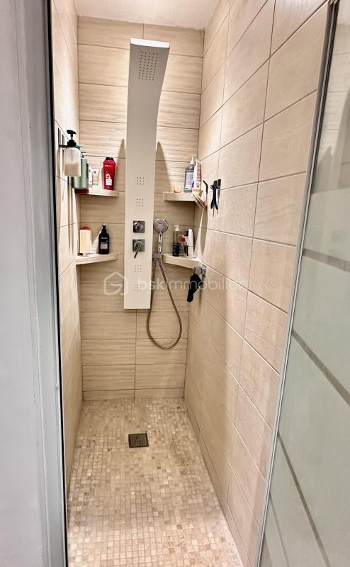 Maison traditionnelle - 110 m² - 5 pièces