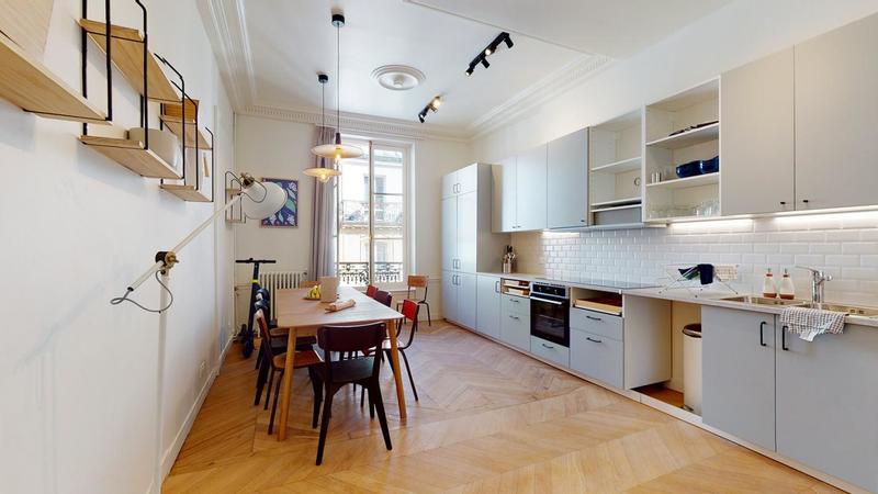 Appartement - 240 m²