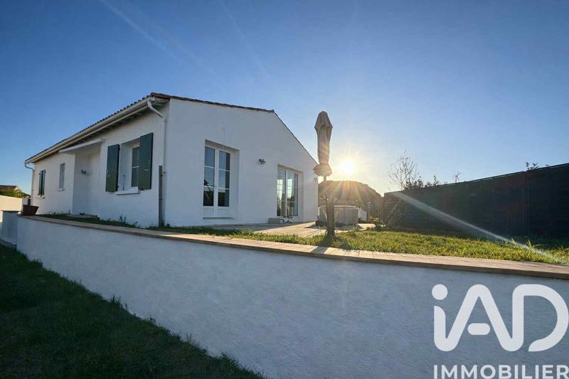 Maison - 108 m² - 4 pièces