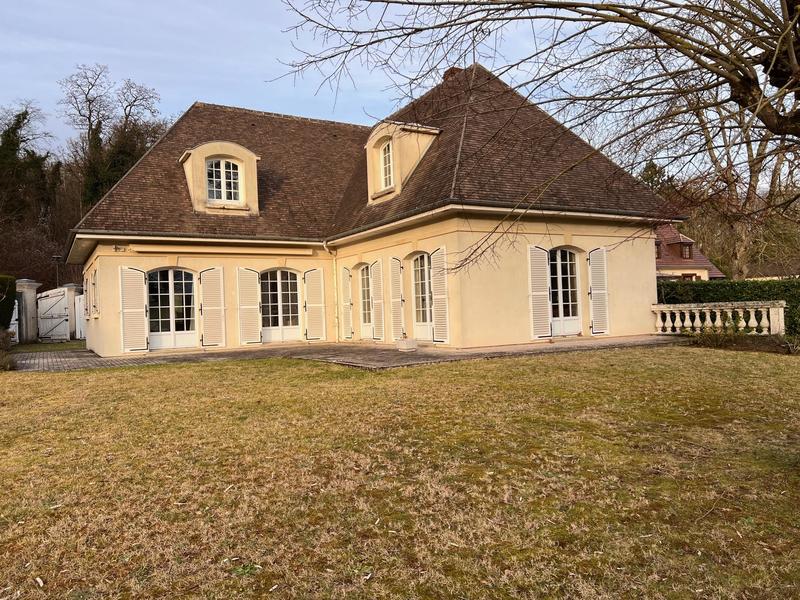 Maison d'architecte - 180 m² - 7 pièces