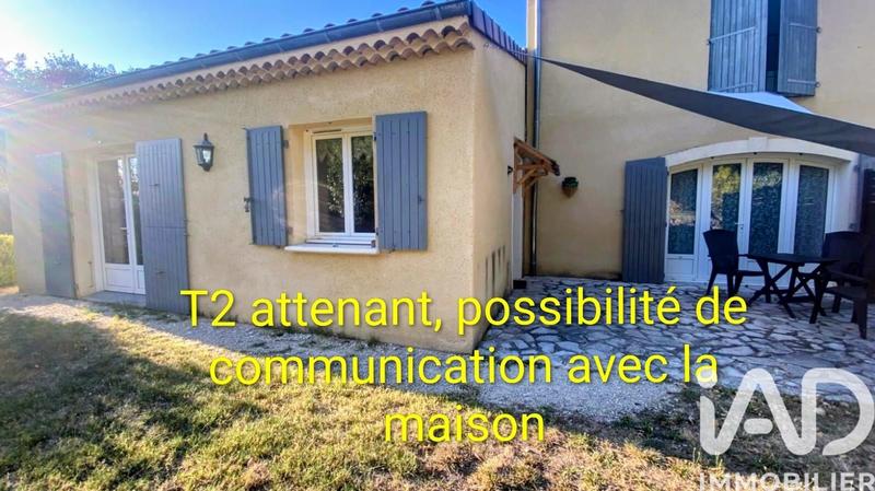 Maison - 271 m² - 9 pièces