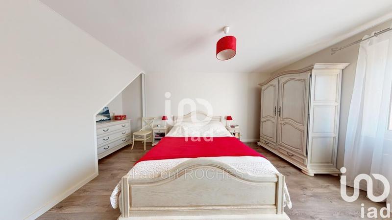 Maison - 372 m² - 12 pièces