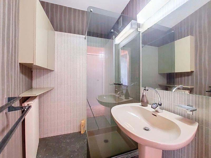 Maison - 238 m² - 8 pièces