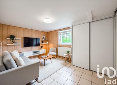 Maison - 183 m² - 8 pièces