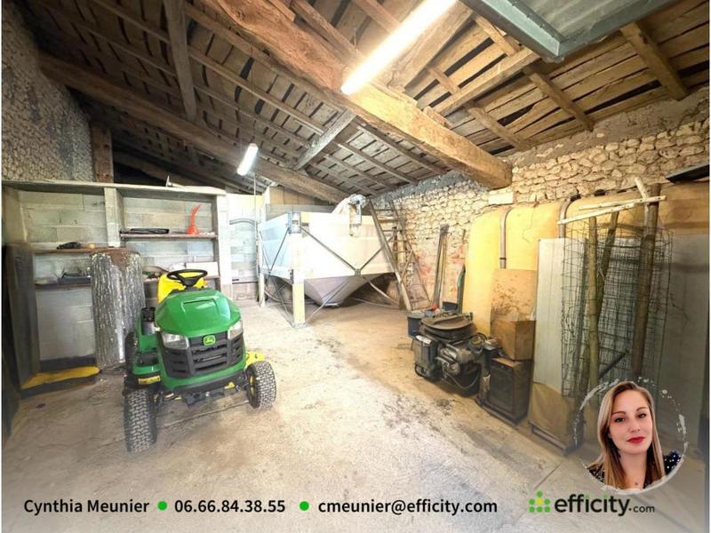 Maison - 324 m² - 11 pièces