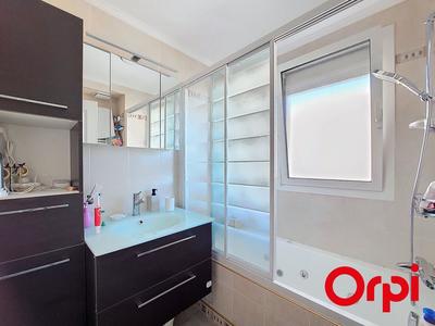 Appartement - 112 m² - 4 pièces