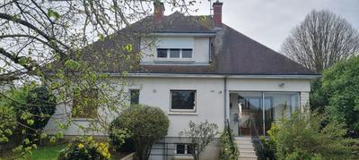 Maison - 141 m² - 7 pièces