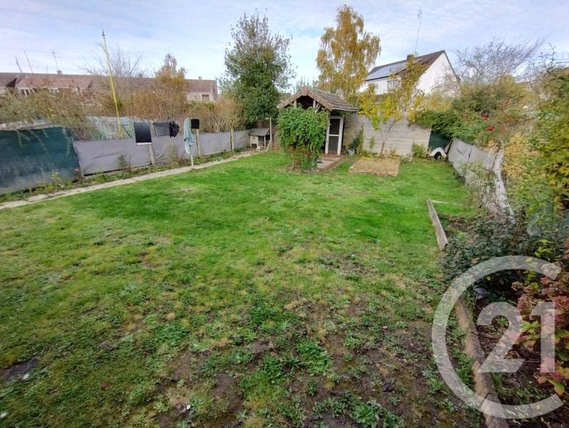 Maison - 97 m² - 5 pièces