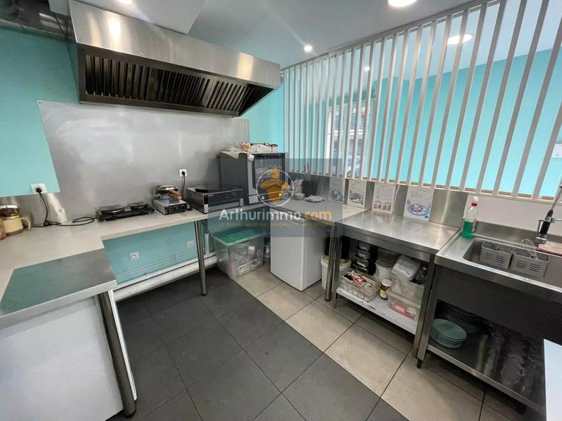 Magasins - 73 m² - 2 pièces